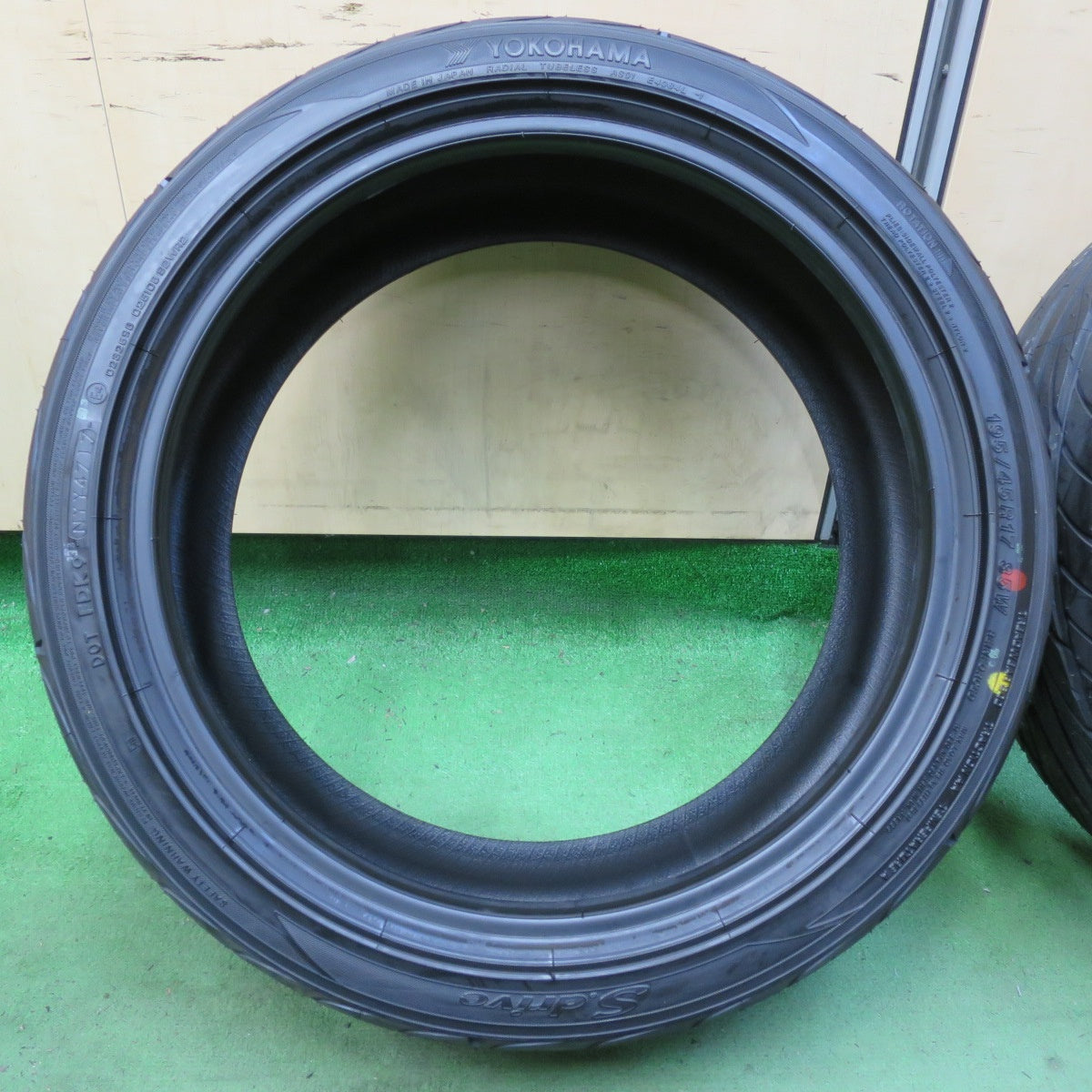 未使用★195/45R17 ヨコハマ S.drive AS01 タイヤ 17インチ Sドライブ アクア スイフト スポーツ 等★5070303イノタ