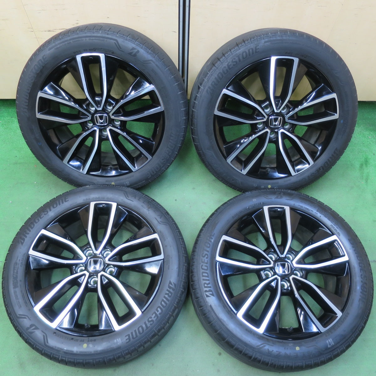 キレイ!22年★ホンダ RV 5 ヴェゼル e:HEV 純正 225/50R18 ブリヂストン アレンザ H/L33 18インチ PCD114.3/5H★5070901イノ