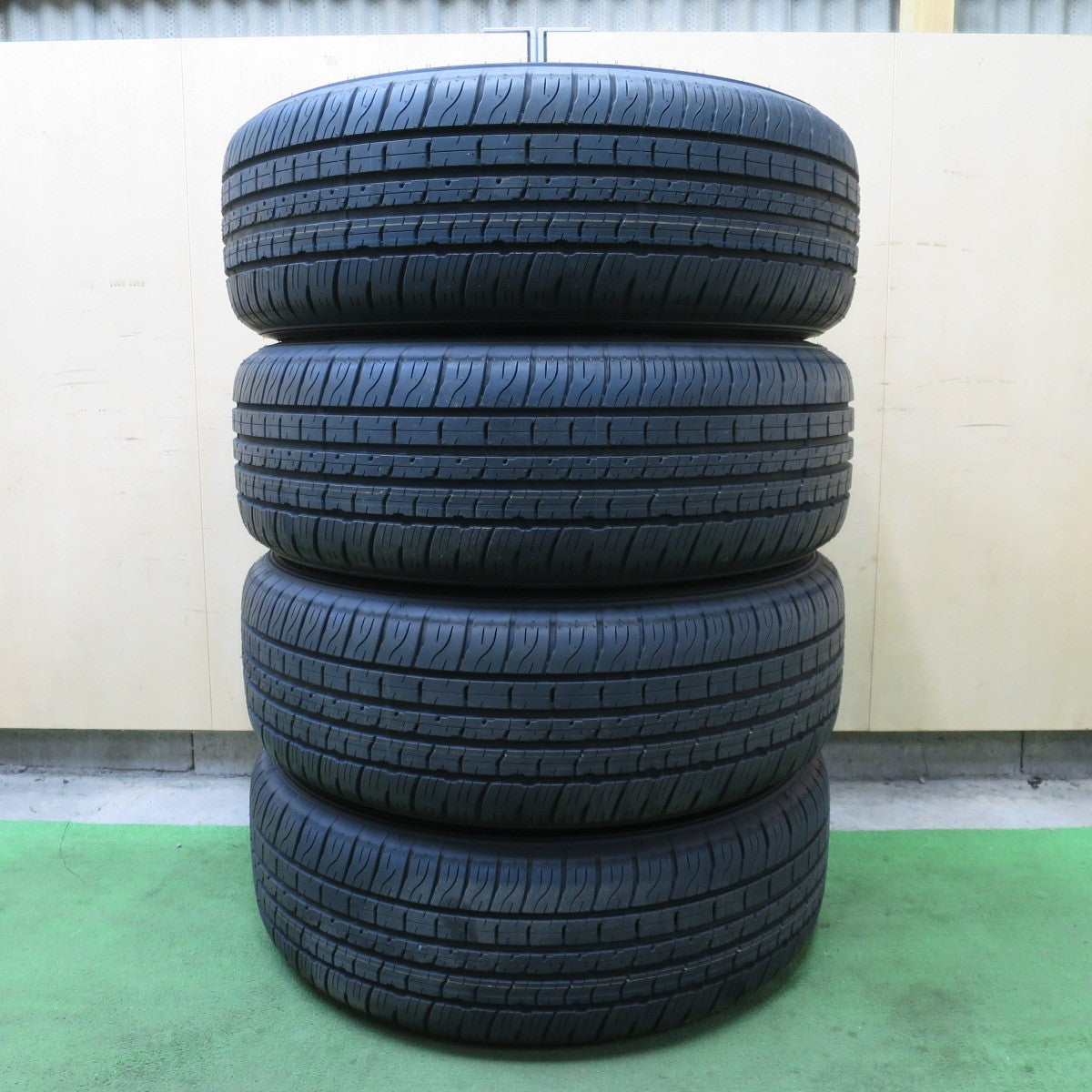 新車外し!25年★トヨタ ランクル 300 ZX 純正 265/55R20 ダンロップ グラントレック PT5A 20インチ PCD139.7/6H★6032101NGノ