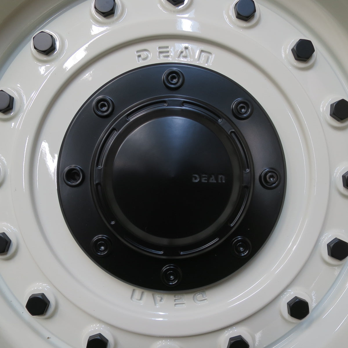 未使用!23年!付属品付★CRIMSON DEAN 215/65R16C 109/107T 8PR オーレンカウンター クラシックオーバル OG-20 クリムソン ディーン PCD139.7/6H★5062401イノ