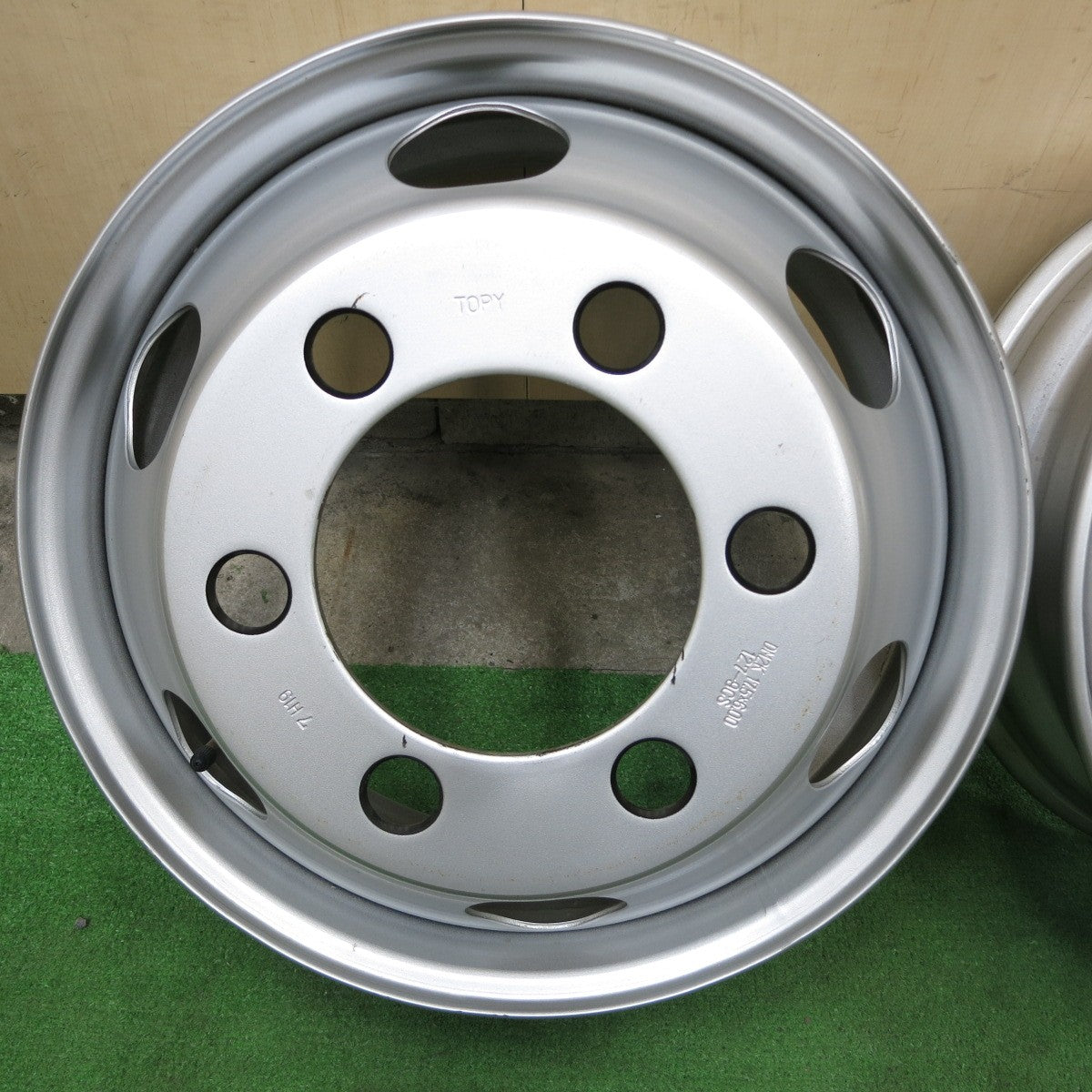 新車外し!6本★トラック エルフ キャンター デュトロ 等 純正 TOPY DM2K スチール ホイール 127-9CS 17.5インチ PCD222.25/6H★5090101ナホ
