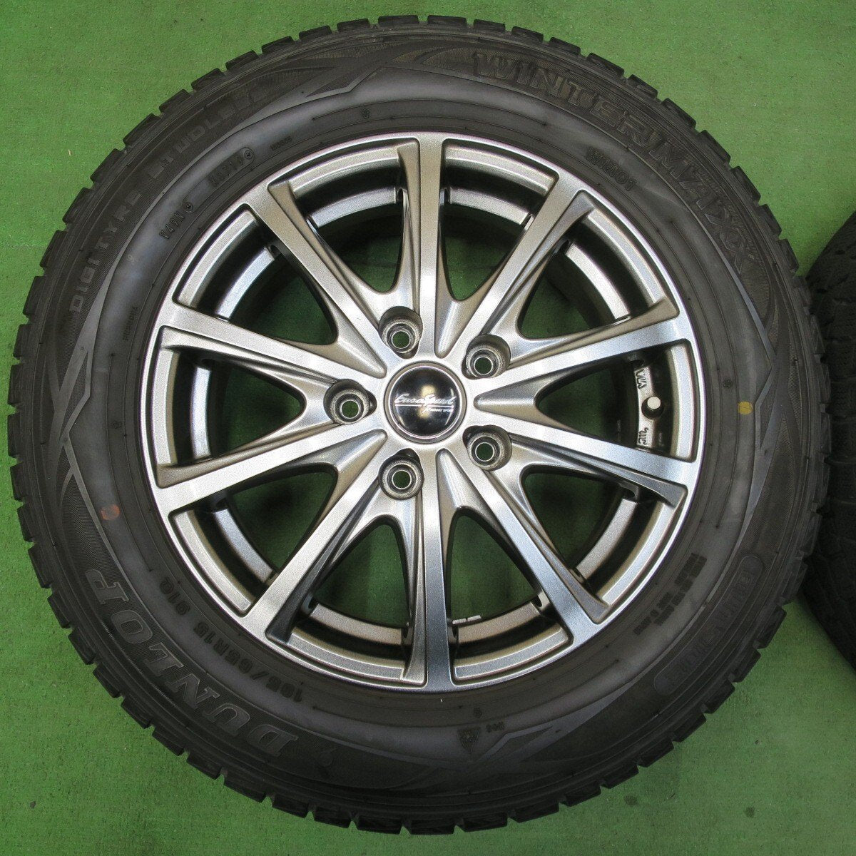 キレイ★スタッドレス 195/65R15 ダンロップ ウインターマックス WM01 Eurospeed MANARAY SPORT PCD114.3/5H★5012410イス