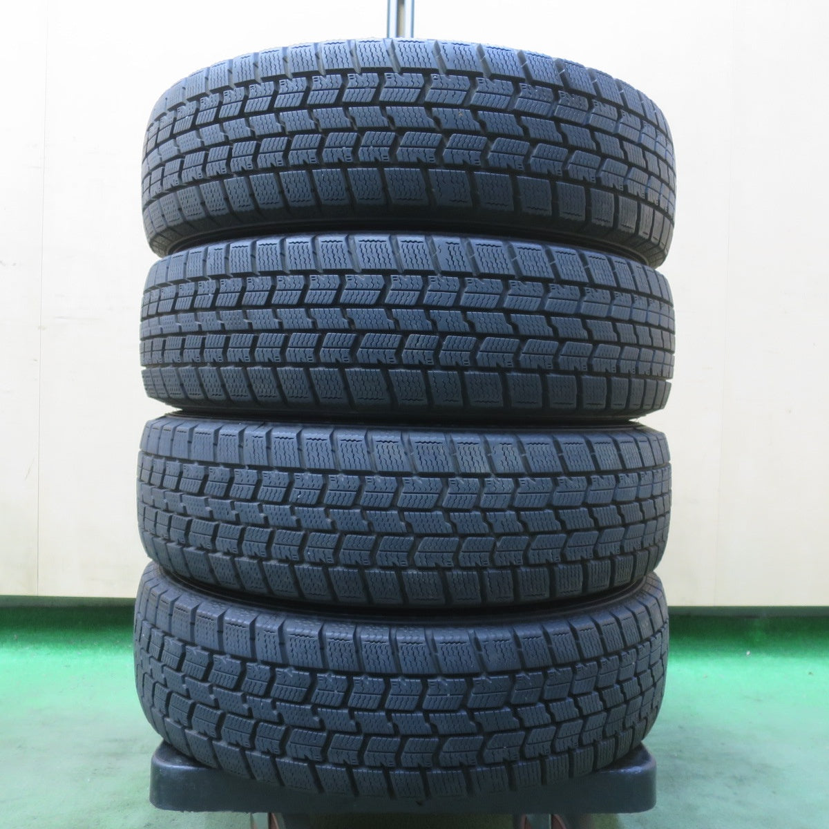 バリ溝!23年!キレイ!9分◎スタッドレス 155/65R14 グッドイヤー アイスナビ7 GRANDIR グランディール 14インチ PCD100/4H◎6080606イス