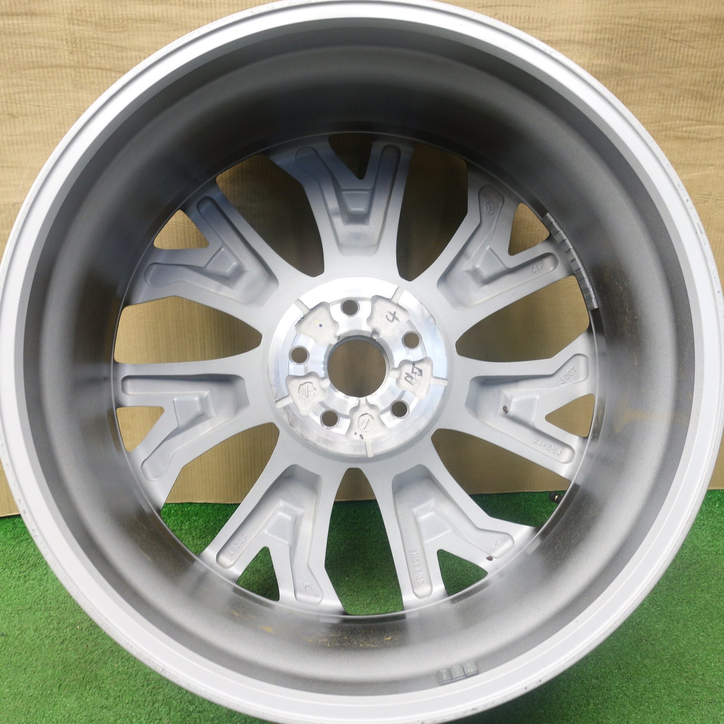 新車外し★トヨタ 現行 クラウン エステート Zグレード 純正 ホイール 21インチ 21×8.5J PCD114.3/5H★6021405KTホ