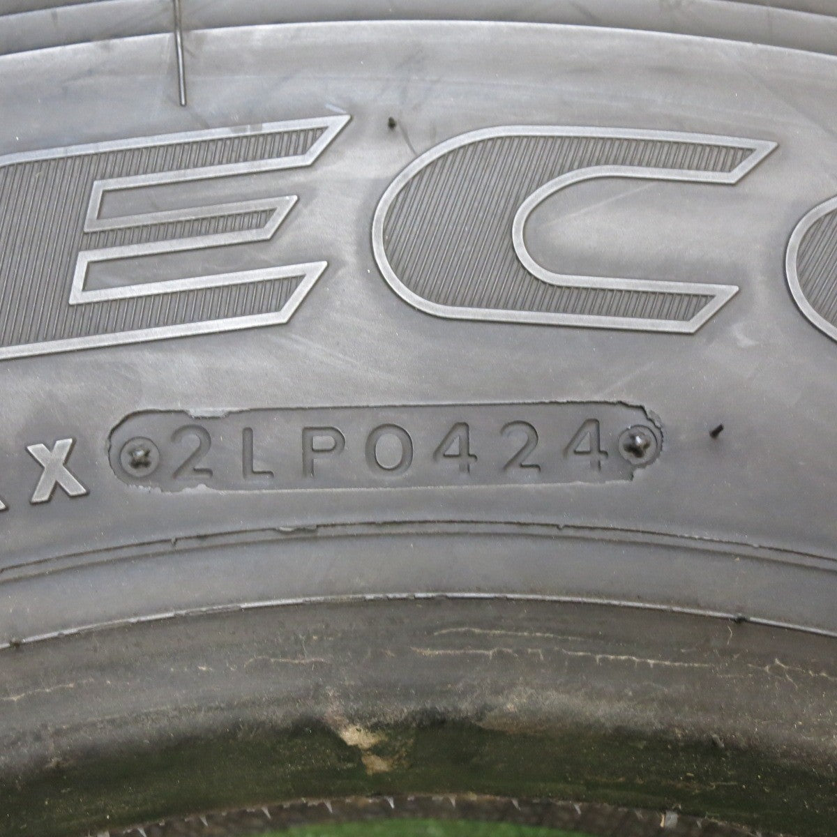 バリ溝!24年!9.5分以上!1本◎トラック タイヤ 245/70R19.5 136/134J ブリヂストン エコピア M801 Ⅱ ミックス オールシーズン 19.5インチ◎6101406KKスタ