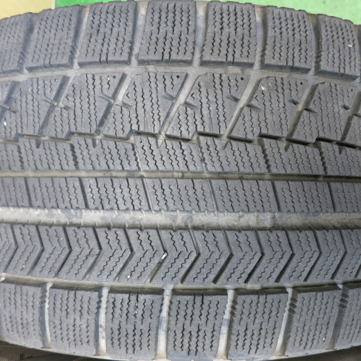 バリ溝!8.5分★アウディ TT 純正 245/45R17 スタッドレス ブリヂストン ブリザック VRX 17インチ PCD112/5H★5092701HAス