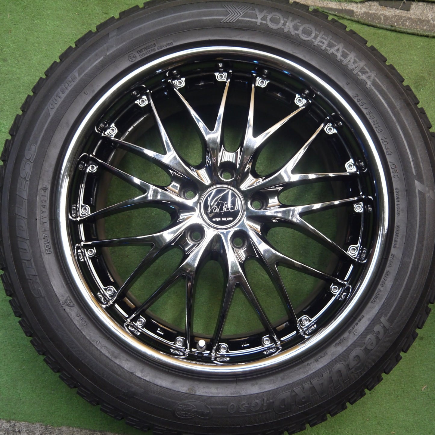 バリ溝!キレイ!9分★スタッドレス 245/50R18 ヨコハマ アイスガード iG50 VOLTEC インターミラノ ボルテック 18インチ PCD114.3/5H★5071505Hス