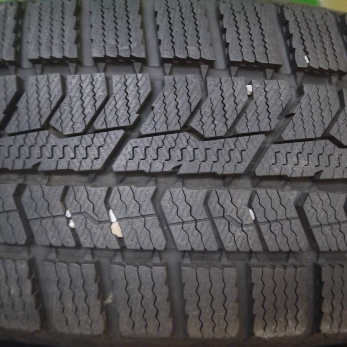 バリ溝!キレイ!9.5分以上★スタッドレス 185/70R14 トーヨー オブザーブ GIZ2 NEXTA ネクスタ 14インチ PCD100/4H★5020501Hス