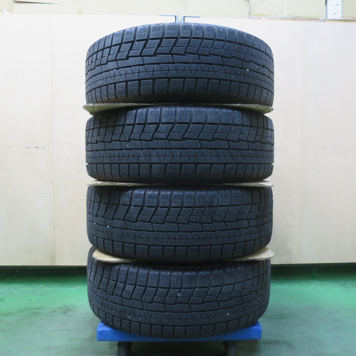 バリ溝!8.5分★プリウス 等 SPORT TECHNIC 205/45R17 スタッドレス ヨコハマ アイスガード iG60 スポーツテクニック 17インチ PCD100/5H★6032501イス