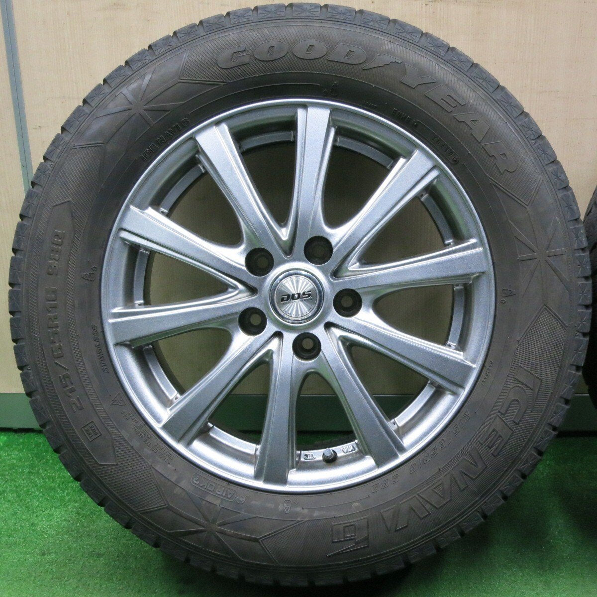 キレイ★スタッドレス 215/65R16 グッドイヤー アイスナビ6 D.O.S. DOS 16インチ PCD114.3/5H★5011102NJス