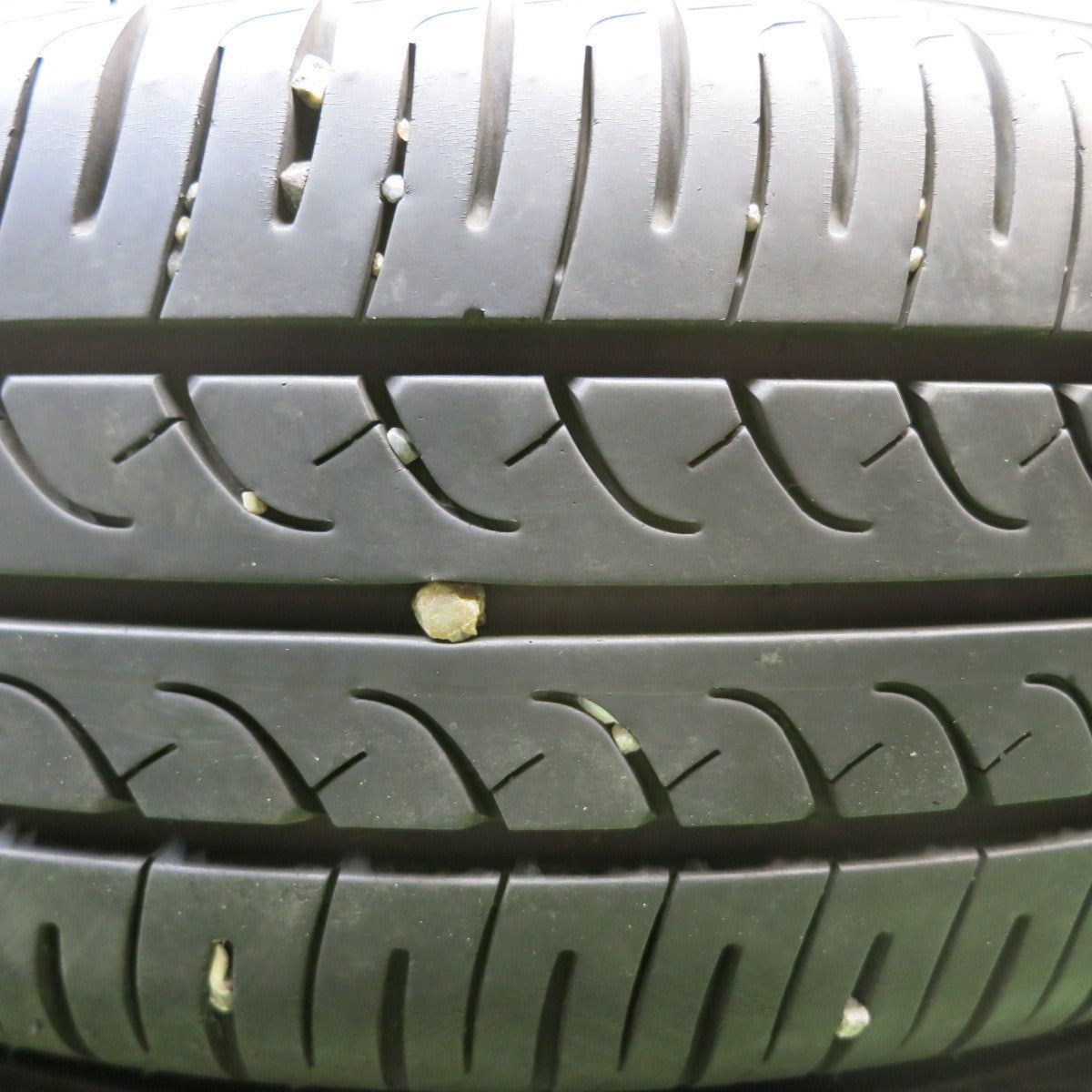 バリ溝!22年!8.5分★スズキ ハスラー 純正 165/60R15 ヨコハマ ブルーアース AE01 15インチ PCD100/4H★5083101HAノ