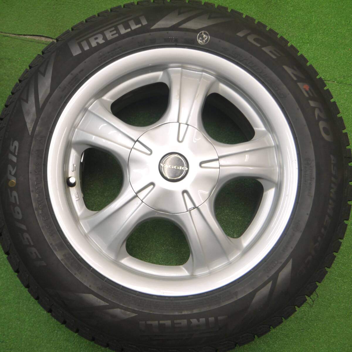 超バリ溝!23年!キレイ!ほぼ10分★スタッドレス 195/65R15 ピレリ アイスゼロ アシンメトリコ VAGGIO 15インチ PCD100 114.3/5H マルチ★4120208Hス
