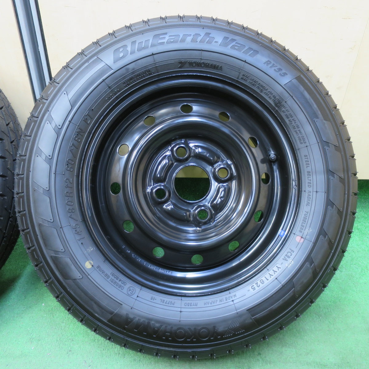 新車外し!25年★スズキ エブリイ バン 純正 スチール 145/80R12 80/78N ヨコハマ BluEarth-Van RY55 RY55D 12インチ PCD100/4H★5071102イノ