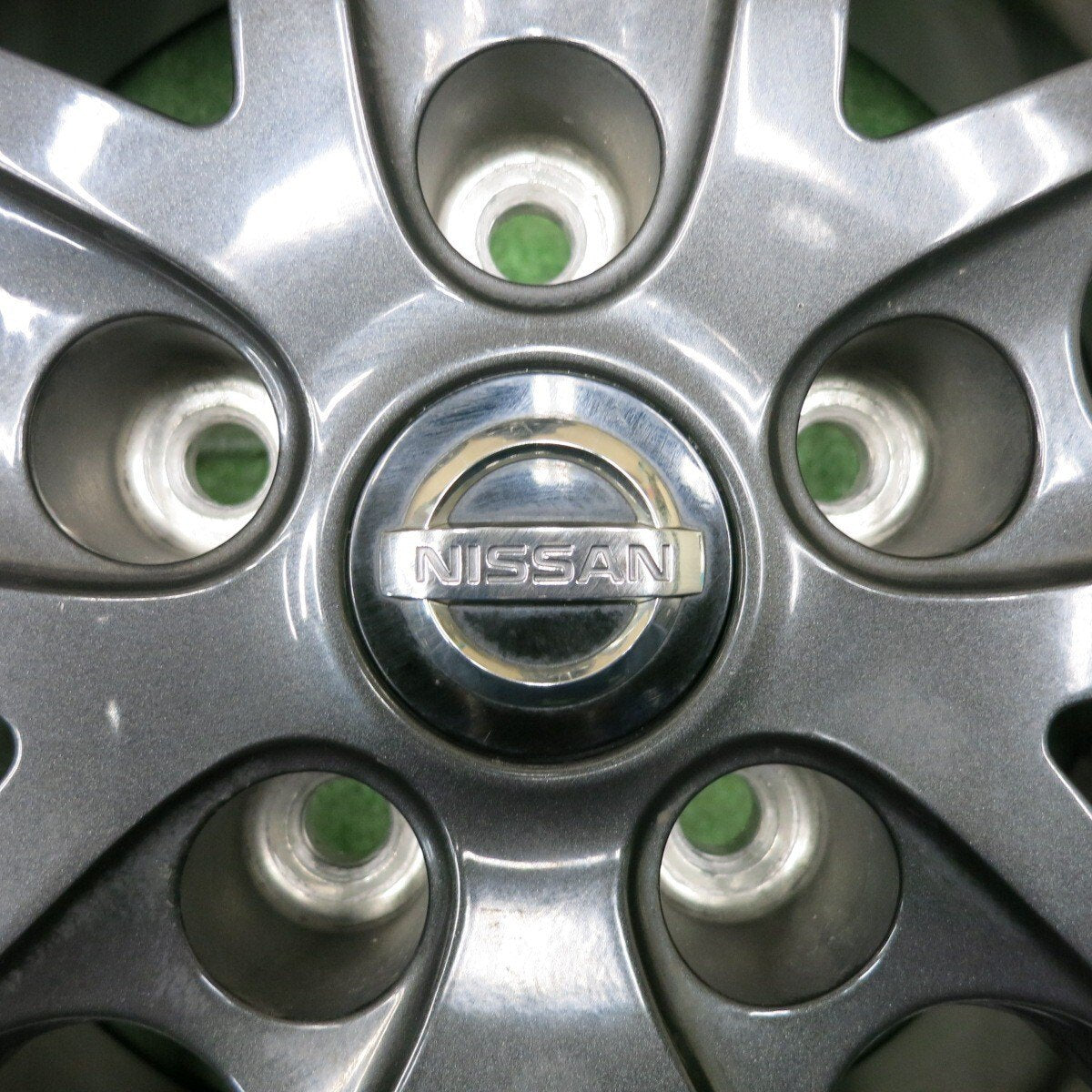 バリ溝 8.5分★日産 C27 セレナ 純正 OP エスティーロ 195/60R16 スタッドレス ミシュラン X-ICE XI3 PCD114.3/5H★4032704NJス