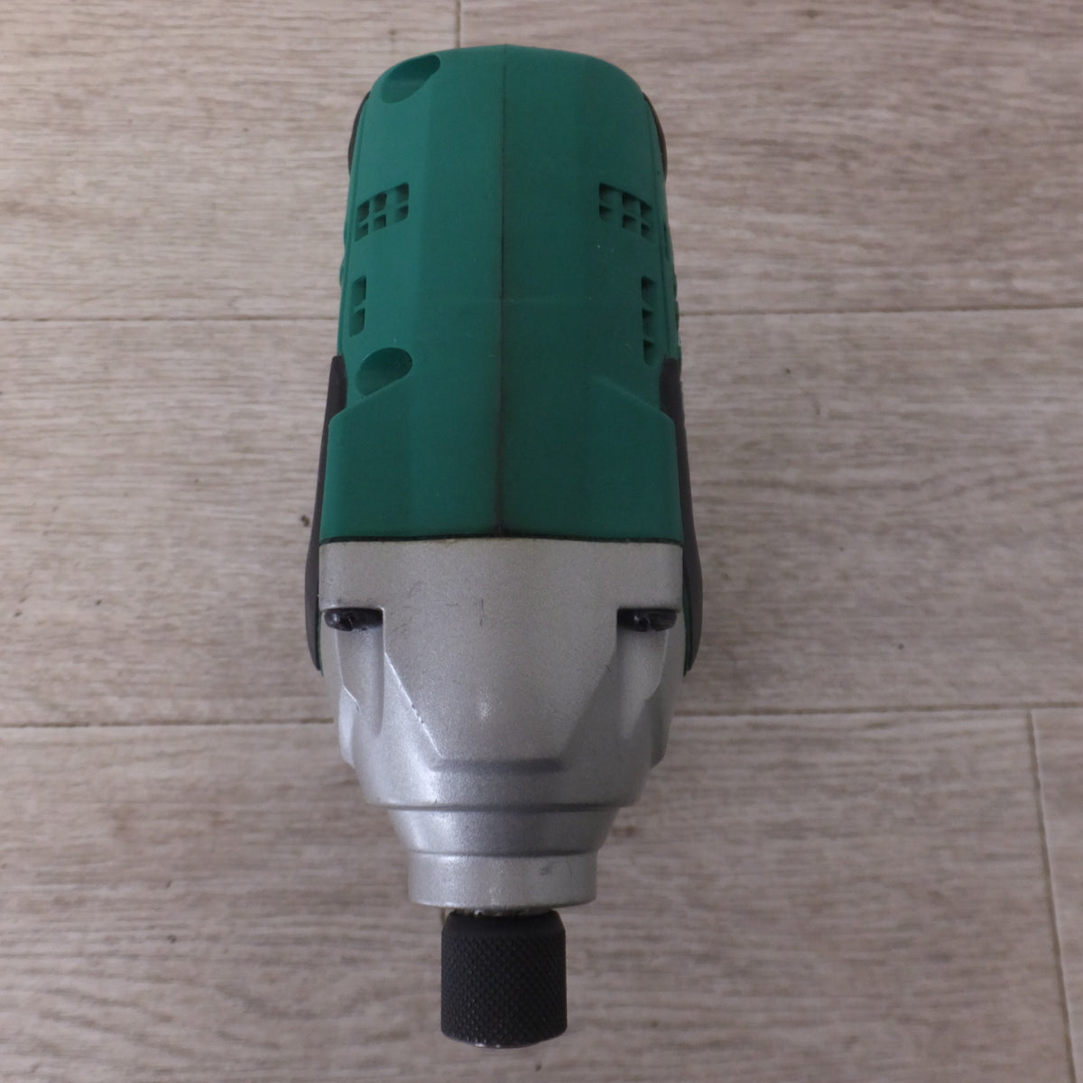 ★マキタ makita 充電式インパクトドライバ M697D 14.4V 本体のみ★