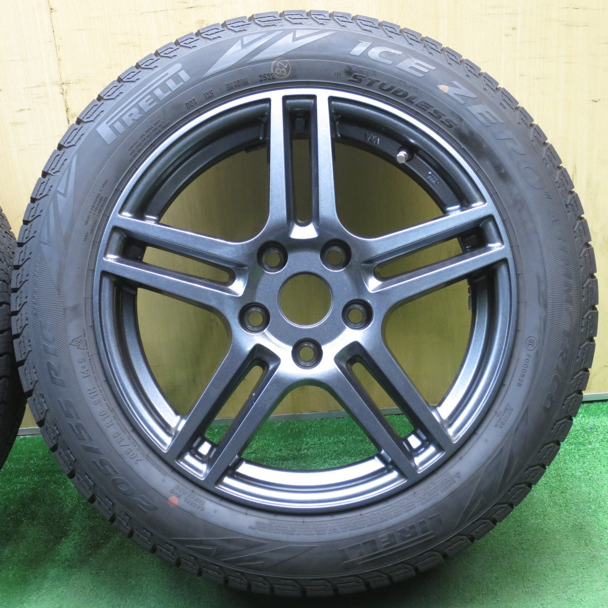 バリ溝!22年!キレイ!9.5分★BMW 等 Eurodesign EIGER 阿部商会 205/55R16 スタッドレス ピレリ アイスゼロ アシンメトリコ ユーロデザイン アイガー PCD112/5H★5060307NJス