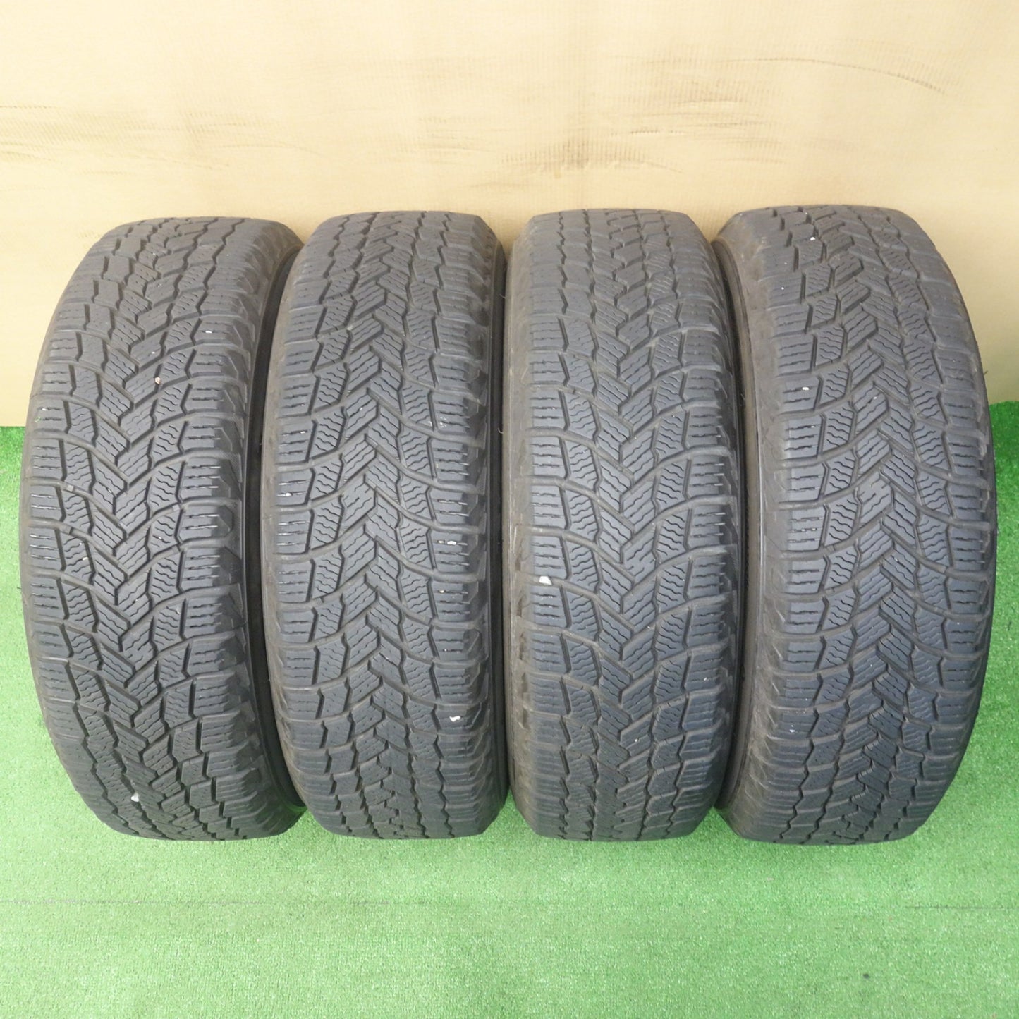 バリ溝!キレイ!8.5分★ワーゲン 等 TECMAG Type 207R 185/60R15 スタッドレス ミシュラン X-ICE SNOW テクマグ タイプ 207R 15インチ PCD100/5H★6040603KTス