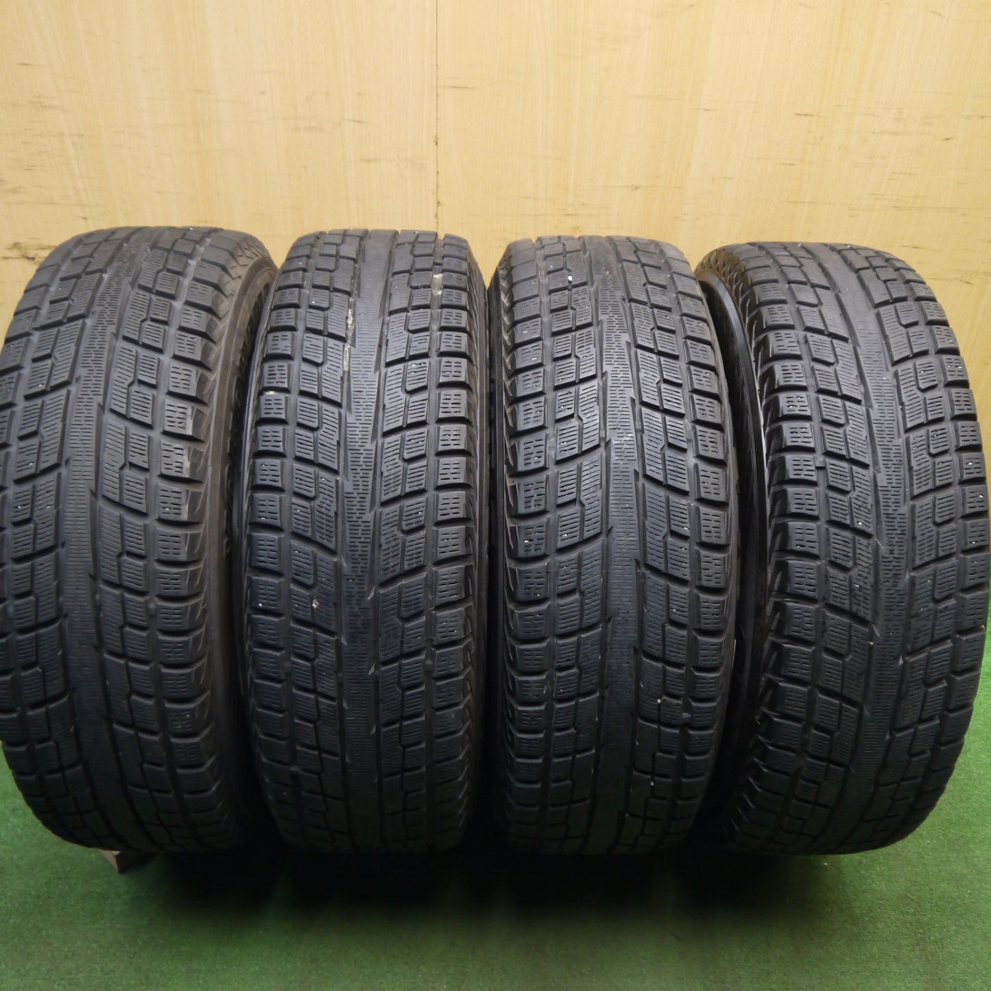 キレイ★スタッドレス 215/70R16 ヨコハマ ジオランダー i/T-S JOKER ジョーカー 16インチ PCD114.3/5H★5040905Hス