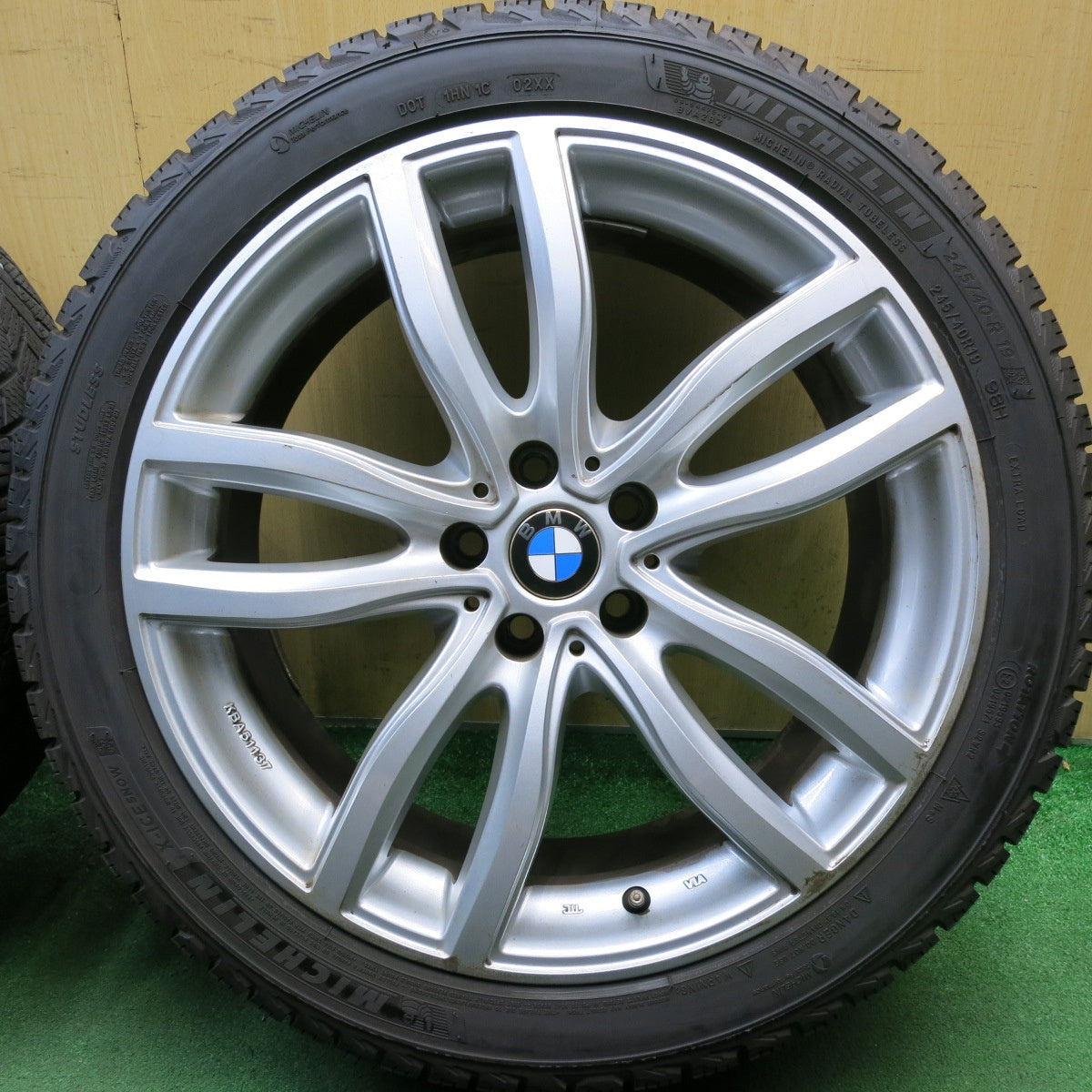 バリ溝!9.5分以上◎BMW 等 MAK FAHR 245/40R19 スタッドレス ミシュラン X-ICE SNOW マック ファー 19インチ PCD112/5H◎6100805HAス