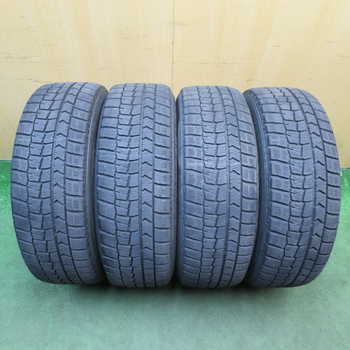 バリ溝!9.5分★スタッドレス 215/60R17 ダンロップ ウインターマックス WM02 G-SPEED Gスピード 17インチ PCD114.3/5H★6051807NJス