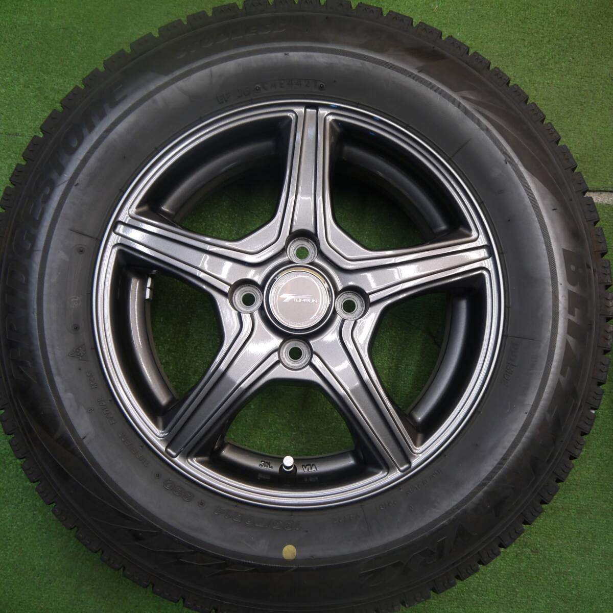 バリ溝!21年!キレイ!8.5分★スタッドレス 185/70R14 ブリヂストン ブリザック VRX2 TOPRUN トップラン 14インチ PCD100/4H★5032407Hス