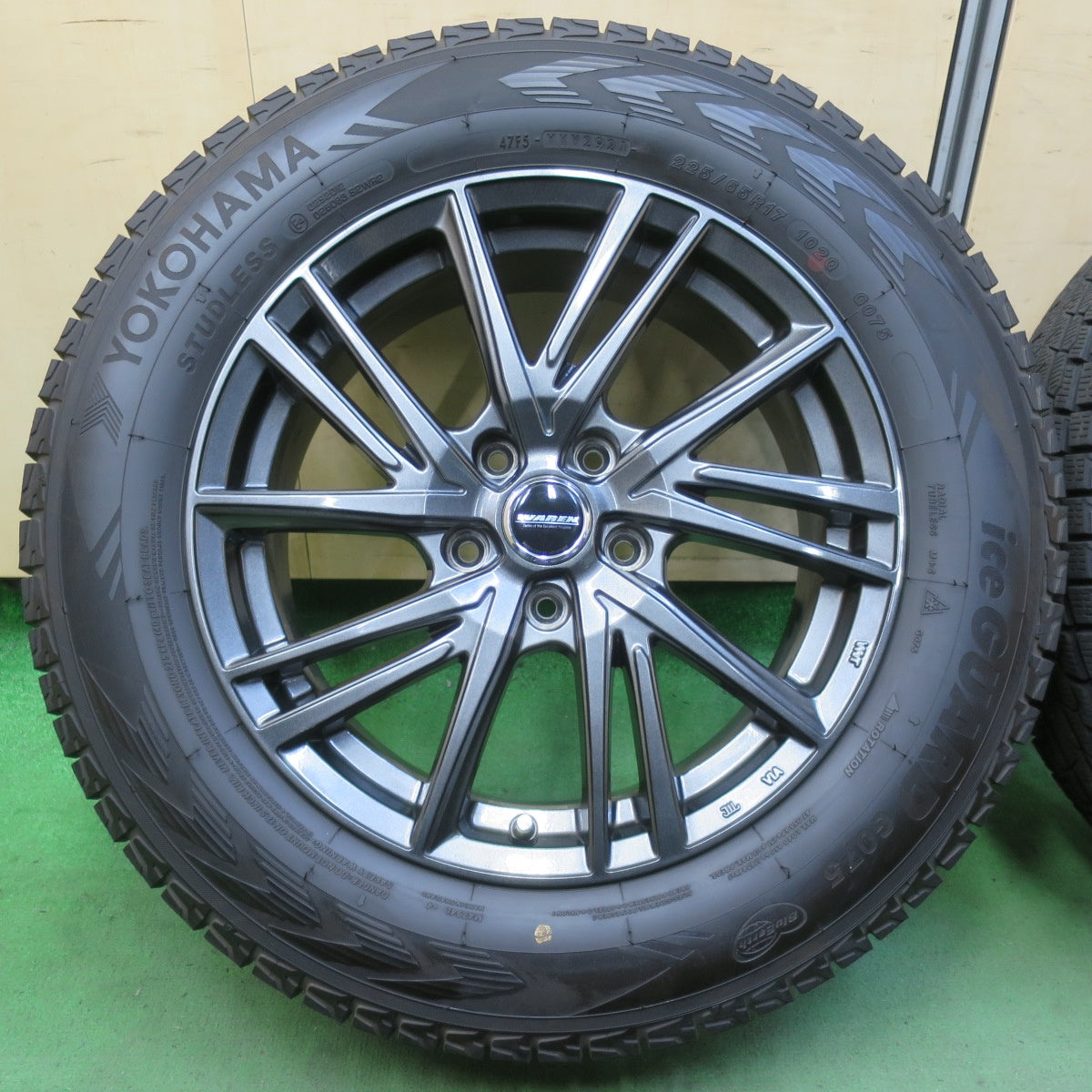 バリ溝!21年!キレイ!9.5分★スタッドレス 225/65R17 ヨコハマ アイスガード G075 WAREN ヴァーレン 17インチ PCD114.3/5H★5092204イス