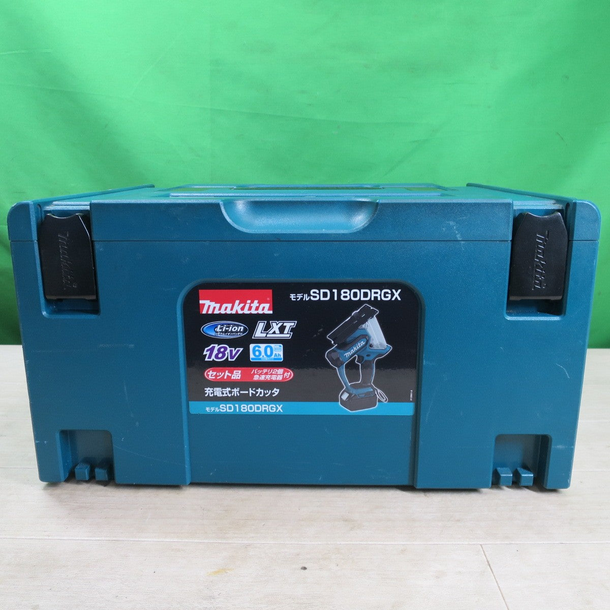 キレイ☆マキタ 充電式 ボードカッタ SD180D 電動 工具 切断機 コードレス ボード カッター 18V makita☆
