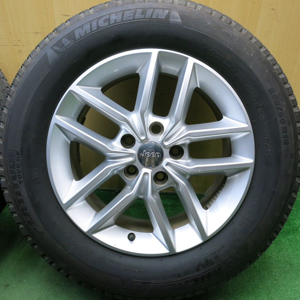 4本価格!21年★JEEP ジープ グランドチェロキー 純正 265/60R18 ミシュラン LATITUDE TOUR HP 18インチ PCD127/5H★5052409HAノ