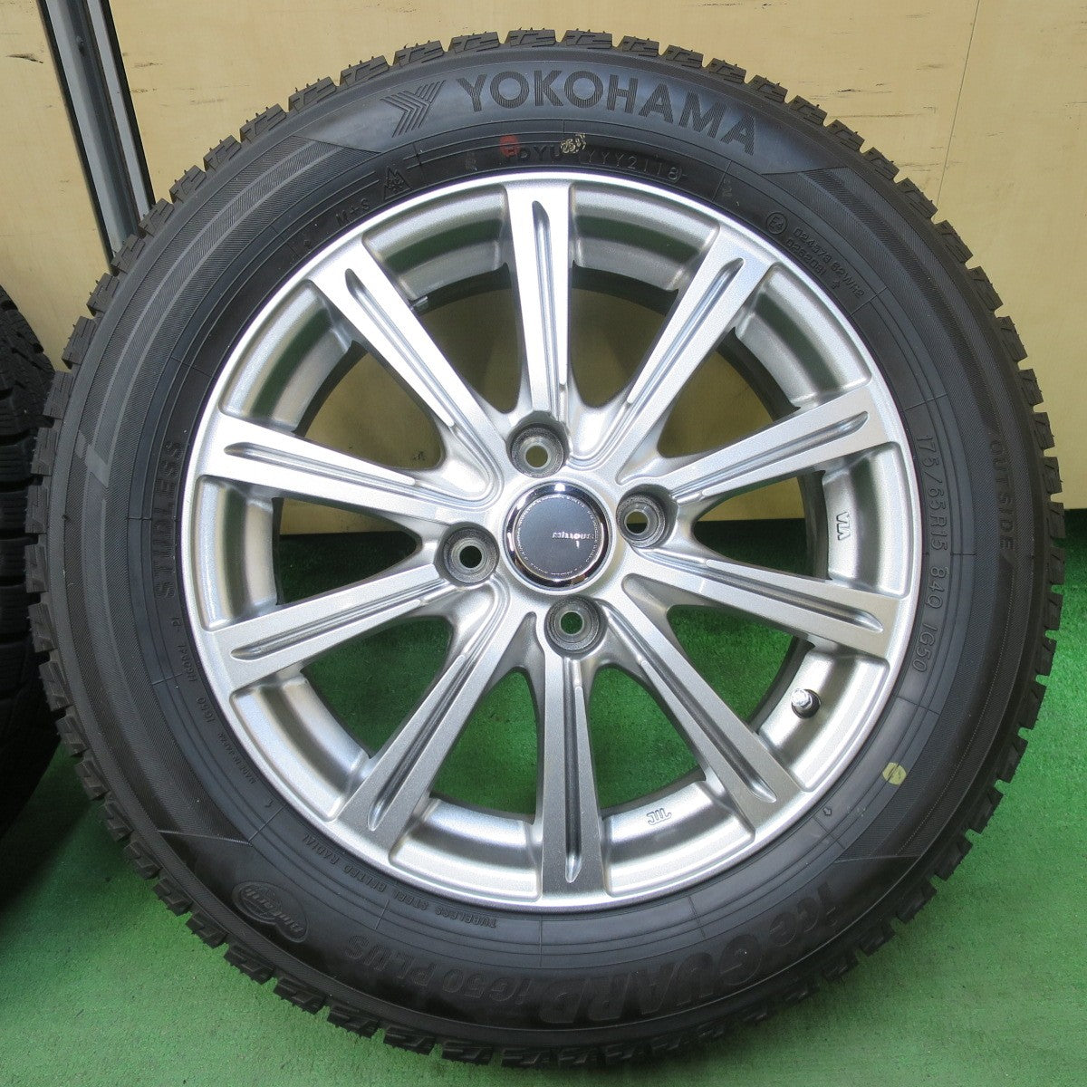超バリ溝!キレイ!ほぼ10分★スタッドレス 175/65R15 ヨコハマ アイスガード iG50 プラス MiLLOUS ミルアス 15インチ PCD100/4H★5042509イス