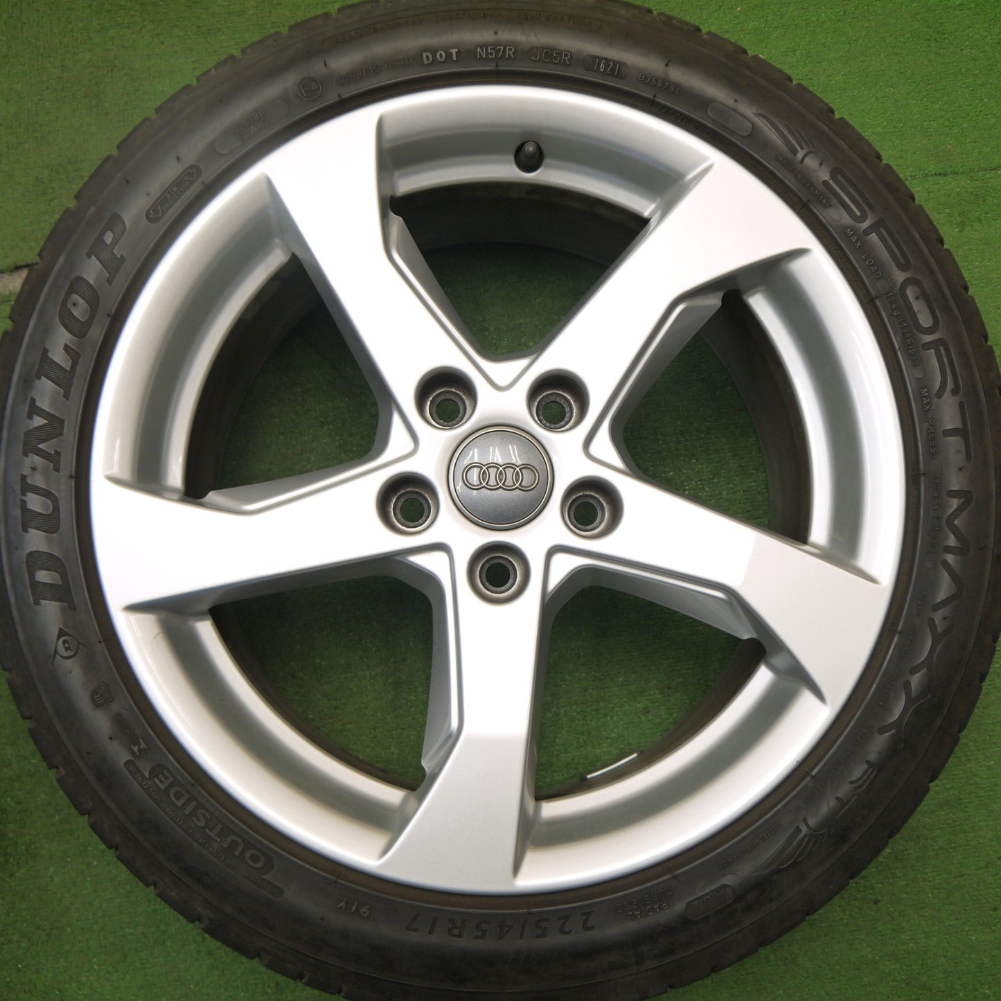 キレイ!21年★アウディ 8V A3 スポーツバック 純正 225/45R17 ダンロップ スポーツマックス RT 17インチ PCD112/5H★5041405Hノ