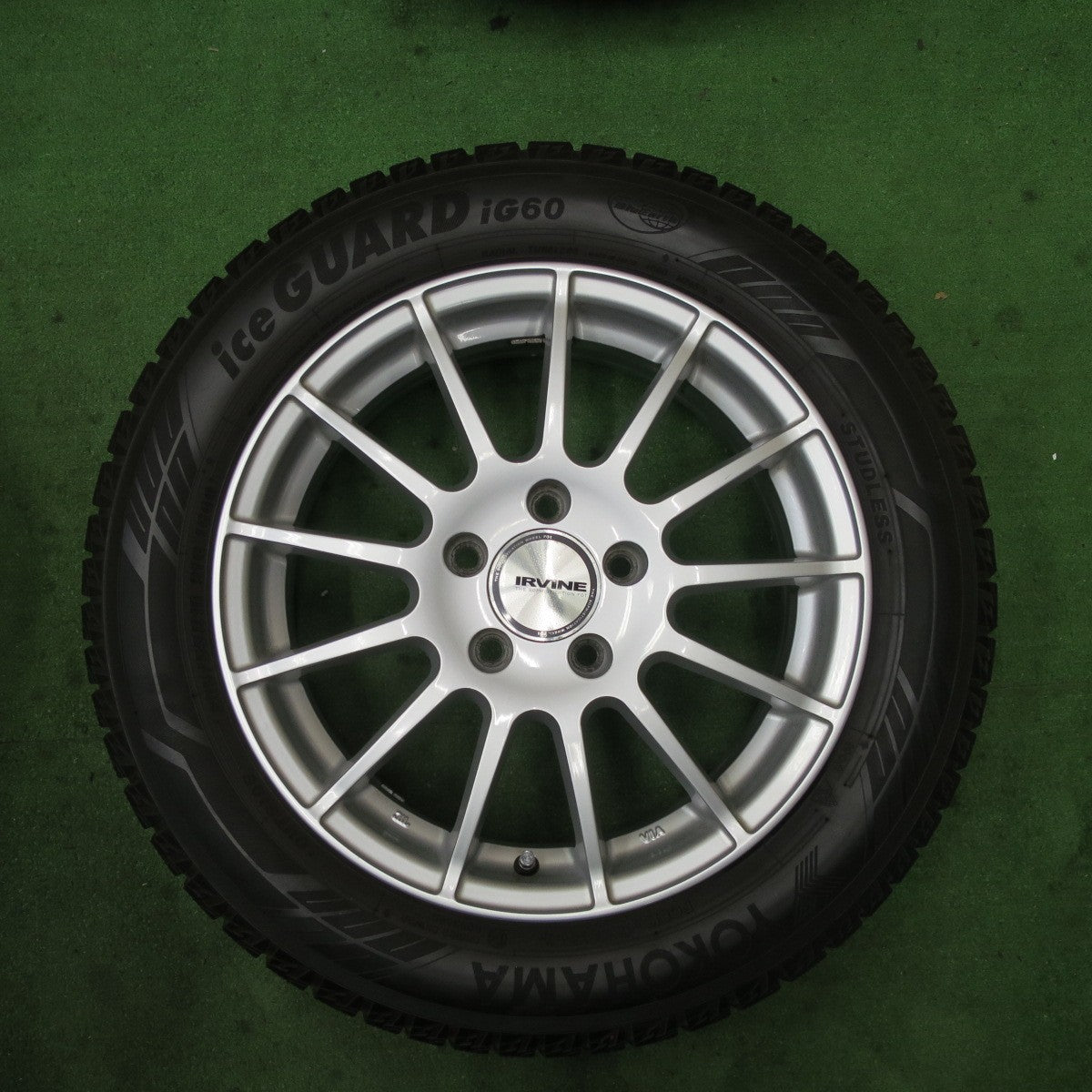 バリ溝!キレイ!8.5分★ベンツ 等 IRVINE F01 205/55R16 スタッドレス ヨコハマ アイスガード iG60 16インチ アーヴィン PCD112/5H★5061302TTス