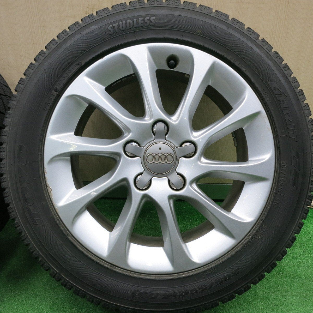 バリ溝!9.5分★アウディ 8V A3 純正 205/55R16 スタッドレス トーヨー ガリット G5 16インチ PCD112/5H★4111503HAス