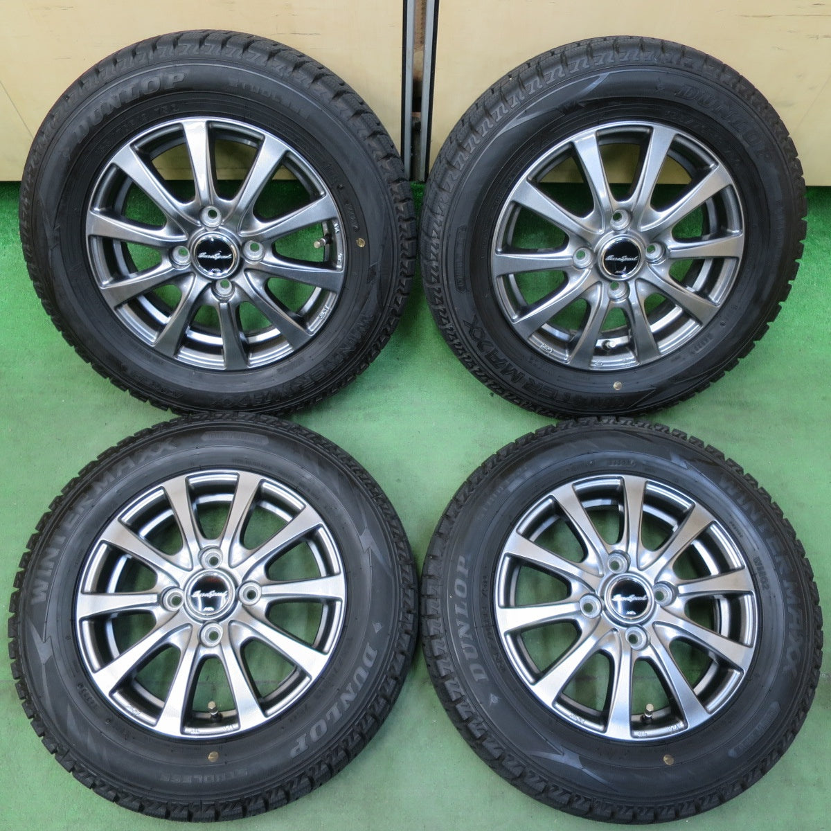 バリ溝!23年!キレイ!ほぼ10分★スタッドレス 155/70R13 ダンロップ ウインターマックス WM02 EuroSpeed MiD ユーロスピード 13インチ PCD100/4H★5042609イス