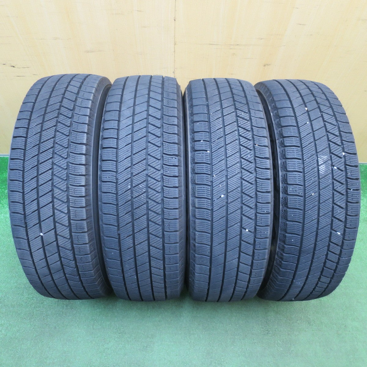 バリ溝!キレイ!9.5分★スタッドレス 195/65R16 ブリヂストン ブリザック VRX3 BALMINUM DS-M バルミナ 16インチ PCD100/4H★6020908NJス