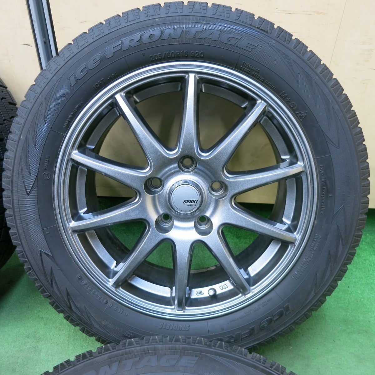 バリ溝!キレイ!9.5分★スタッドレス 205/60R16 アイスフロンテージ トーヨー SPORT ABELIA スポルト アベリア 16インチ PCD114.3/5H★5022806SYス