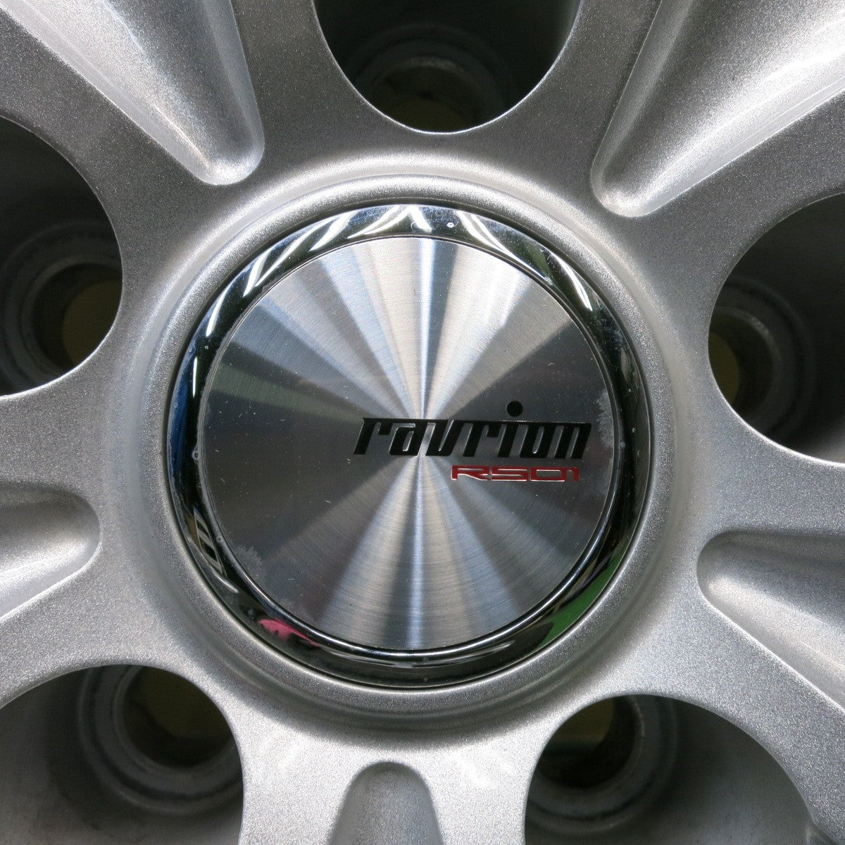 バリ溝!24年!キレイ!ほぼ10分★スタッドレス 225/65R17 ミシュラン X-ICE SNOW SUV ravrion RS01 ラブリオン 17インチ PCD114.3/5H★5051106HAス