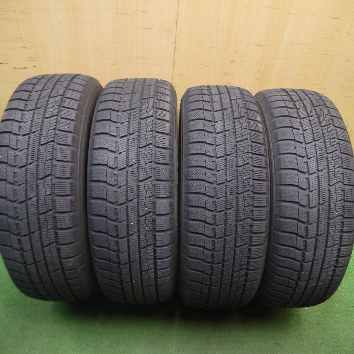 バリ溝!キレイ!9分★スタッドレス 195/65R15 トーヨー ウインター トランパス TX VELVA SPORTZ ヴェルヴァ 15インチ PCD114.3/5H★5012702Hス