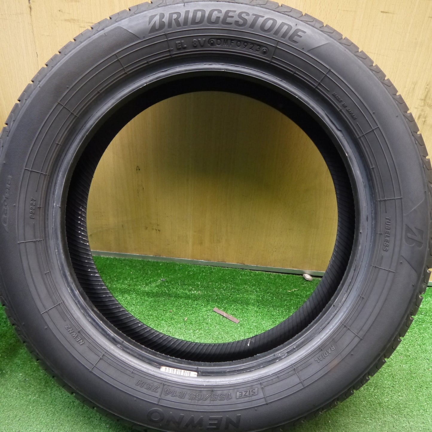 バリ溝!23年!8.5分★155/65R14 ブリヂストン NEWNO ニューノ タイヤ 14インチ N-BOX ラパン ワゴンR タント ムーヴ ウェイク 等★5041804Hノタ