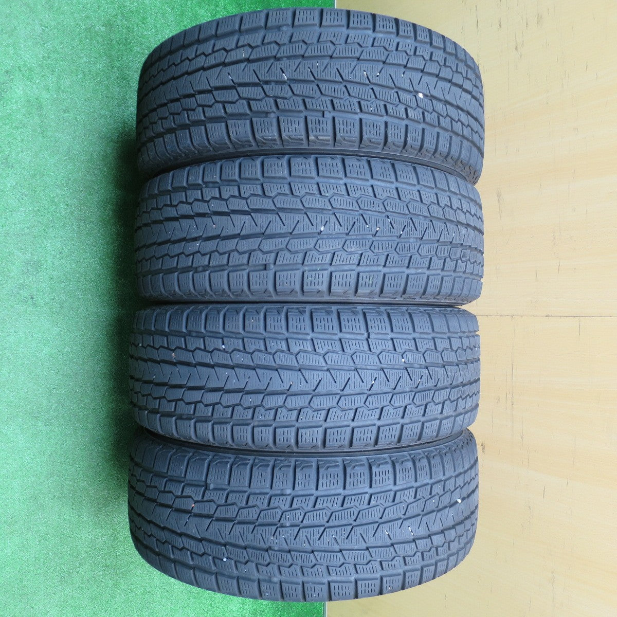 バリ溝!キレイ!9.5分★XV フォレスター 等 225/55R18 スタッドレス ヨコハマ アイスガード G075 X CROSS SPEED PREMIUM クロススピード 18インチ PCD100/5H★5102808NJス