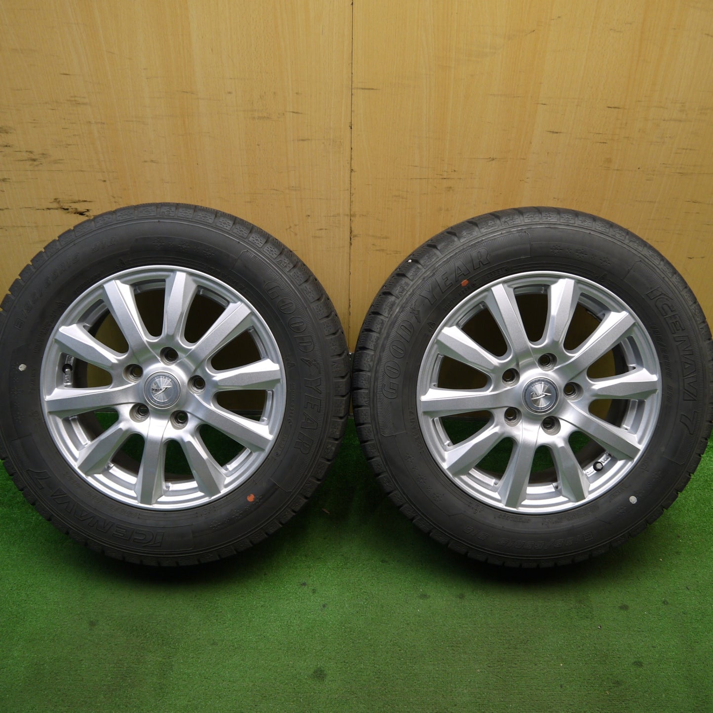 バリ溝!21年!キレイ!9分!2本★スタッドレス 195/65R15 グッドイヤー アイスナビ7 JOKER ジョーカー 15インチ PCD114.3/5H★5052106Hス