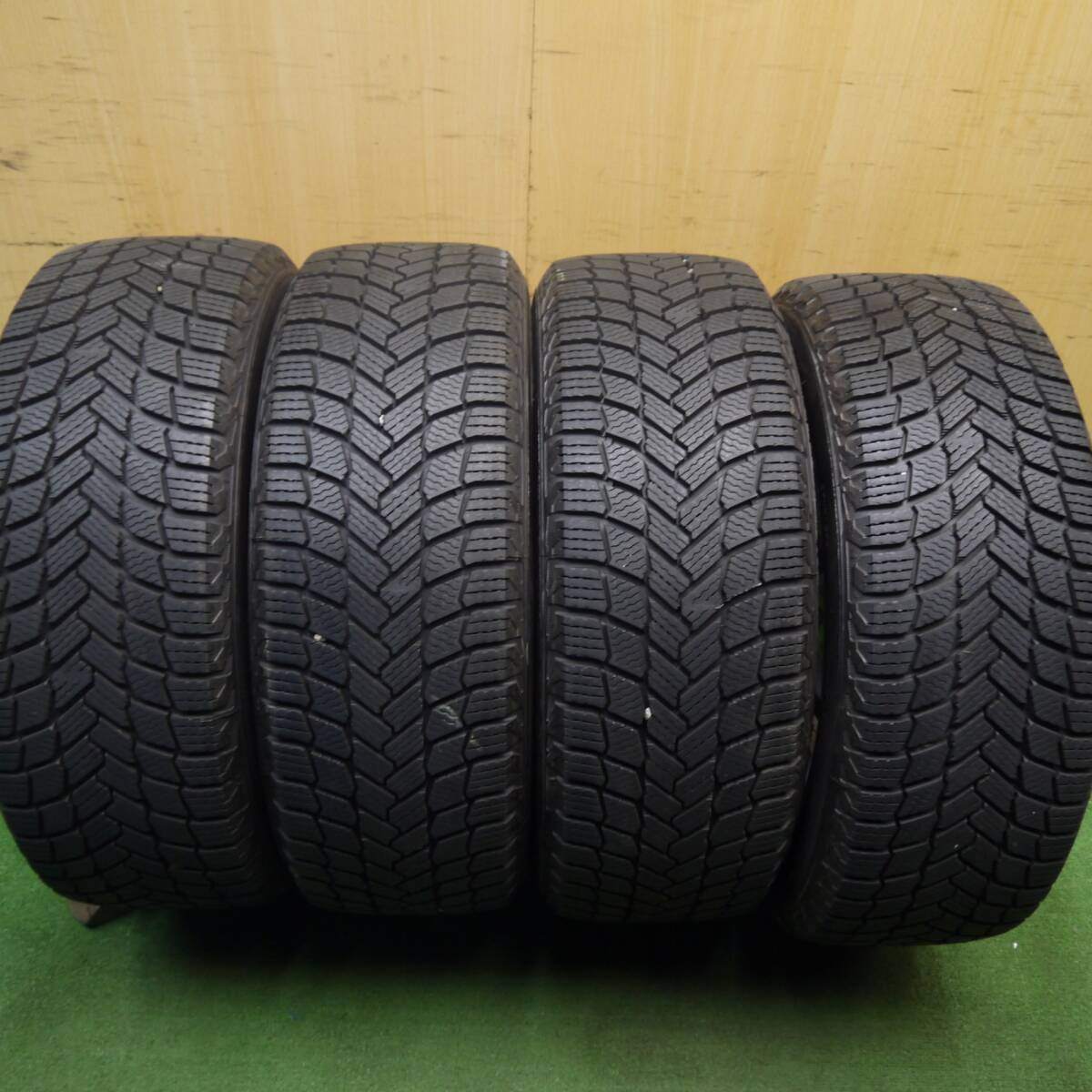 タイヤほぼ未使用!キレイ★プジョー 等 SPORT TECHNIC 215/55R17 スタッドレス ミシュラン X-ICE SNOW スポーツテクニック 17インチ PCD108/5H★5031407Hス