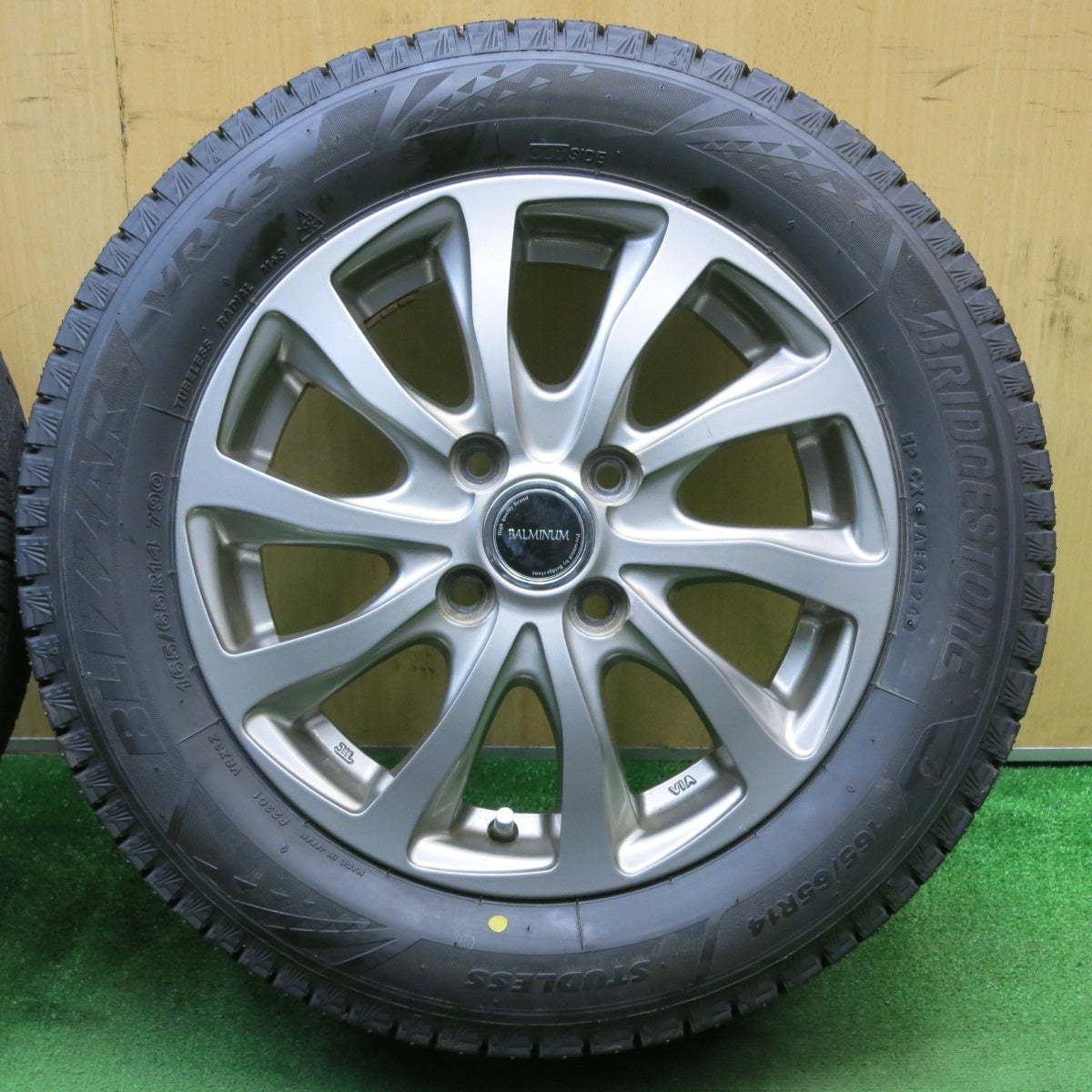 バリ溝!24年!9分★スタッドレス 165/65R14 ブリヂストン ブリザック VRX3 BALMINUM バルミナ 14インチ ソリオ ハスラー 等 PCD100/4H★5051205NJス