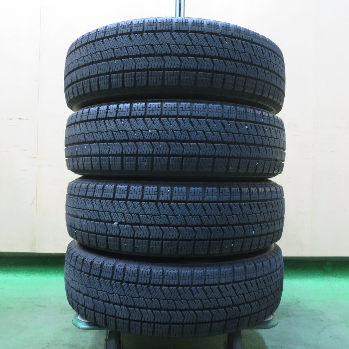 キレイ!22年★スタッドレス 155/65R14 ブリヂストン ブリザック VRX2 VENES TREAD ヴェネス トレッド 14インチ PCD100/4H★5111106イス