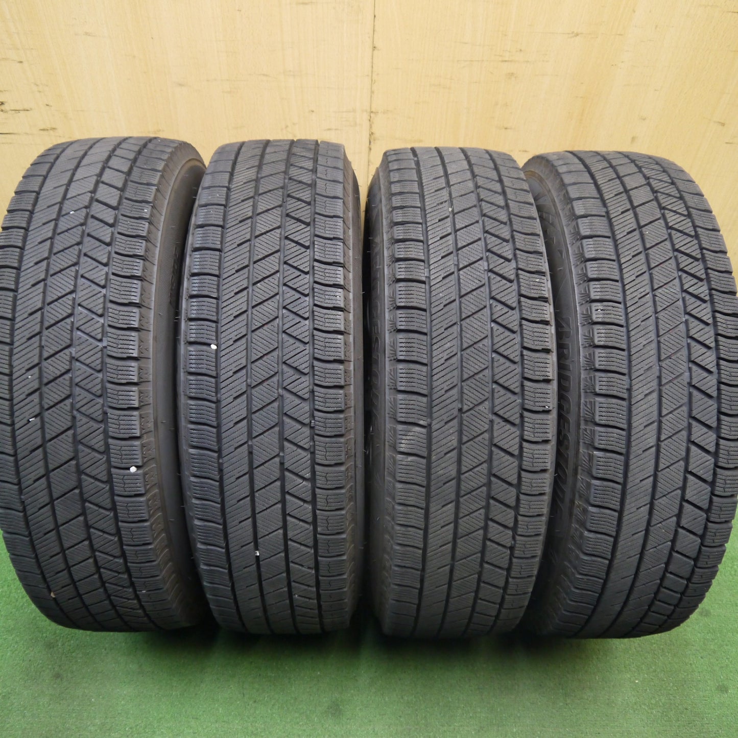 キレイ!21年★スタッドレス 175/70R14 ブリヂストン ブリザック VRX3 BALMINUM バルミナ 14インチ PCD100/4H★5061107Hス