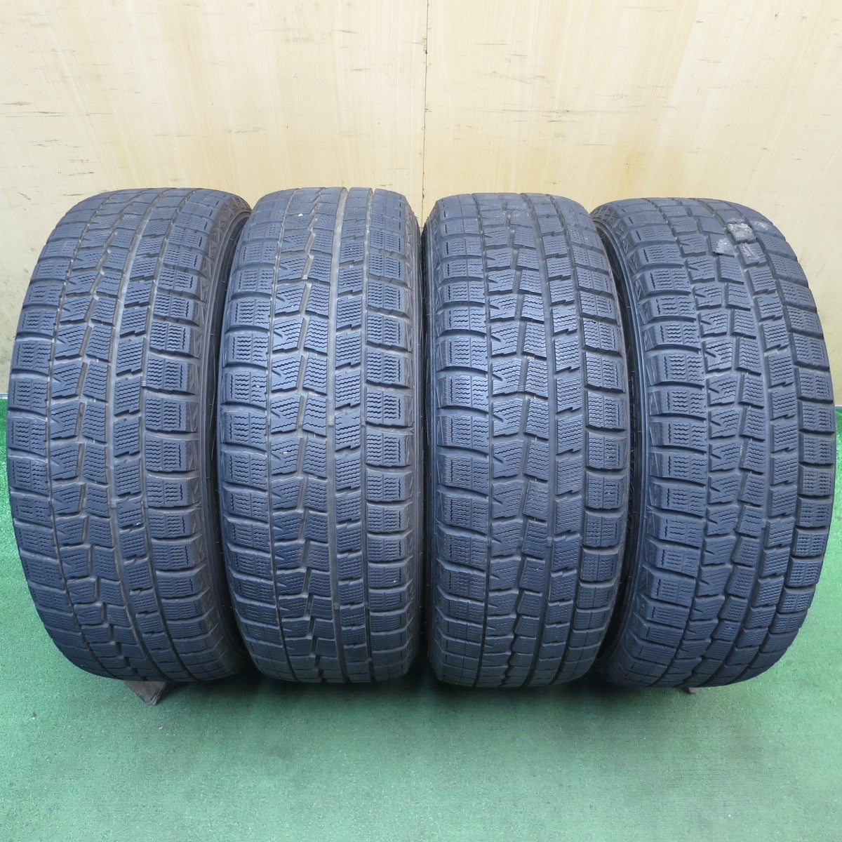 バリ溝!キレイ!ほぼ10分◎86 BRZ 等 205/55R16 スタッドレス ダンロップ ウインターマックス WM01 WAREN ヴァーレン 16インチ PCD100/5H◎6091906NJス