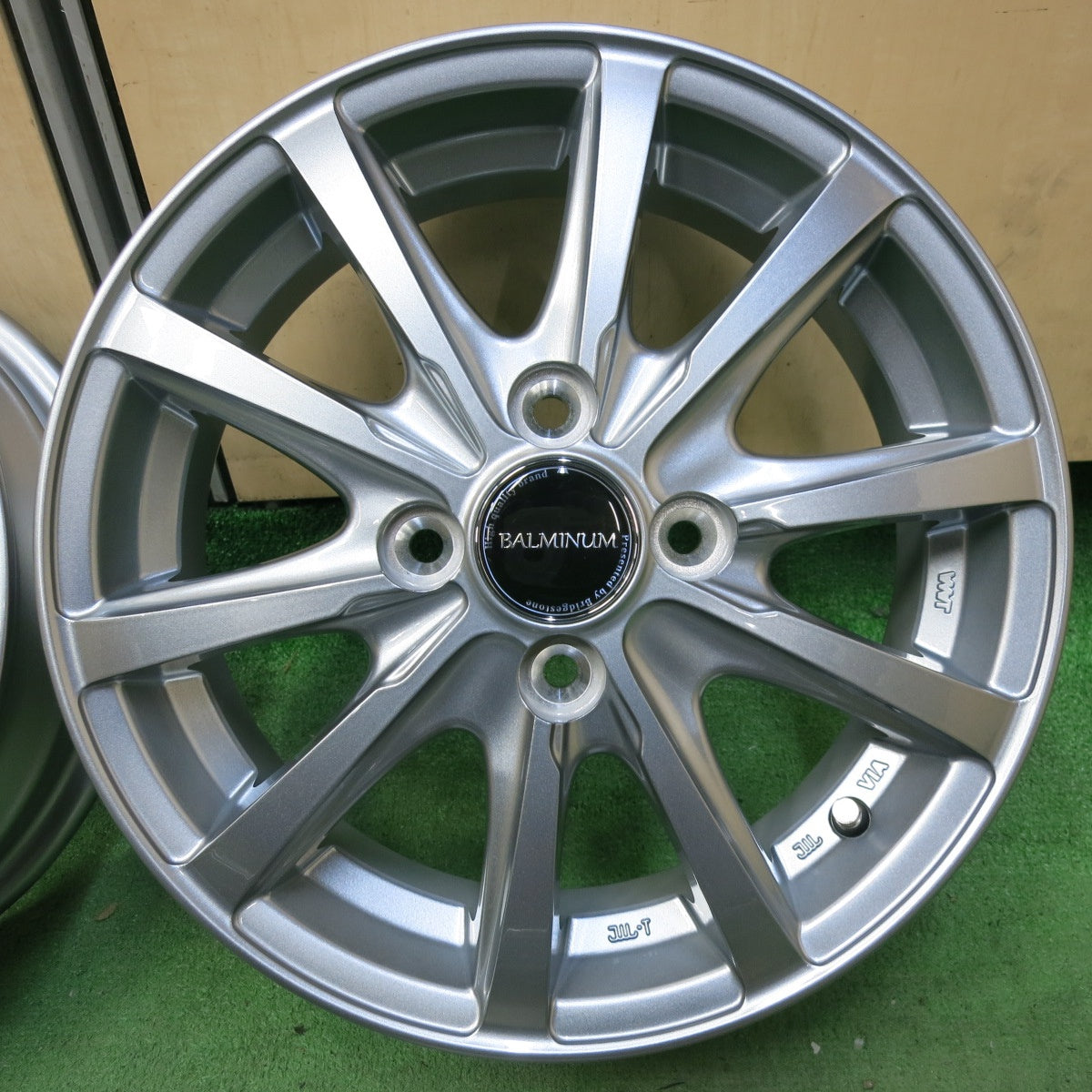 未使用★BALMINUM LS10 バルミナ 14インチ ホイール 14×4.5J PCD100/4H★5061906SYホ