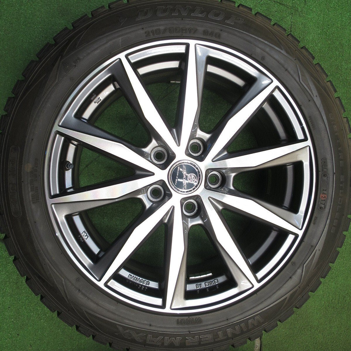 バリ溝!キレイ!9.5分以上★スタッドレス 215/55R17 ダンロップ ウインターマックス WM01 SMACK ENKEI スマック エンケイ 17インチ PCD114.3/5H★5031014Hス