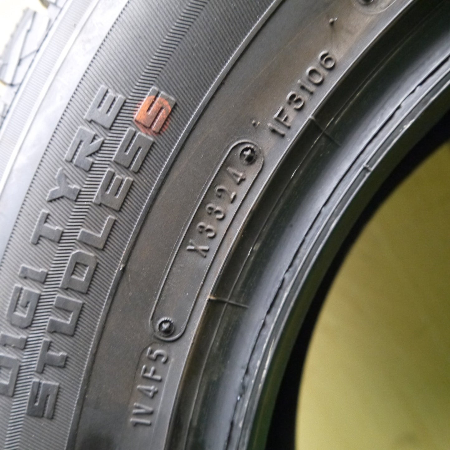 ほぼ未使用!24年!1本★スタッドレス 225/65R17 ダンロップ ウインターマックス SJ8+ 17インチ RAV4 ヴァンガード エクストレイル CX-5 CX-8 等★5042809Hスタ