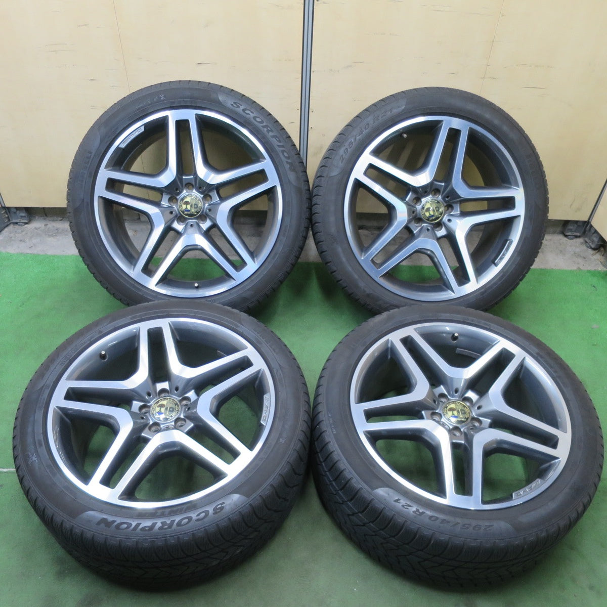 キレイ★ベンツ GLS 350d 純正 AMG 295/40R21 スタッドレス ピレリ スコーピオン TM ウインター 21インチ PCD112/5H★6020202ナス