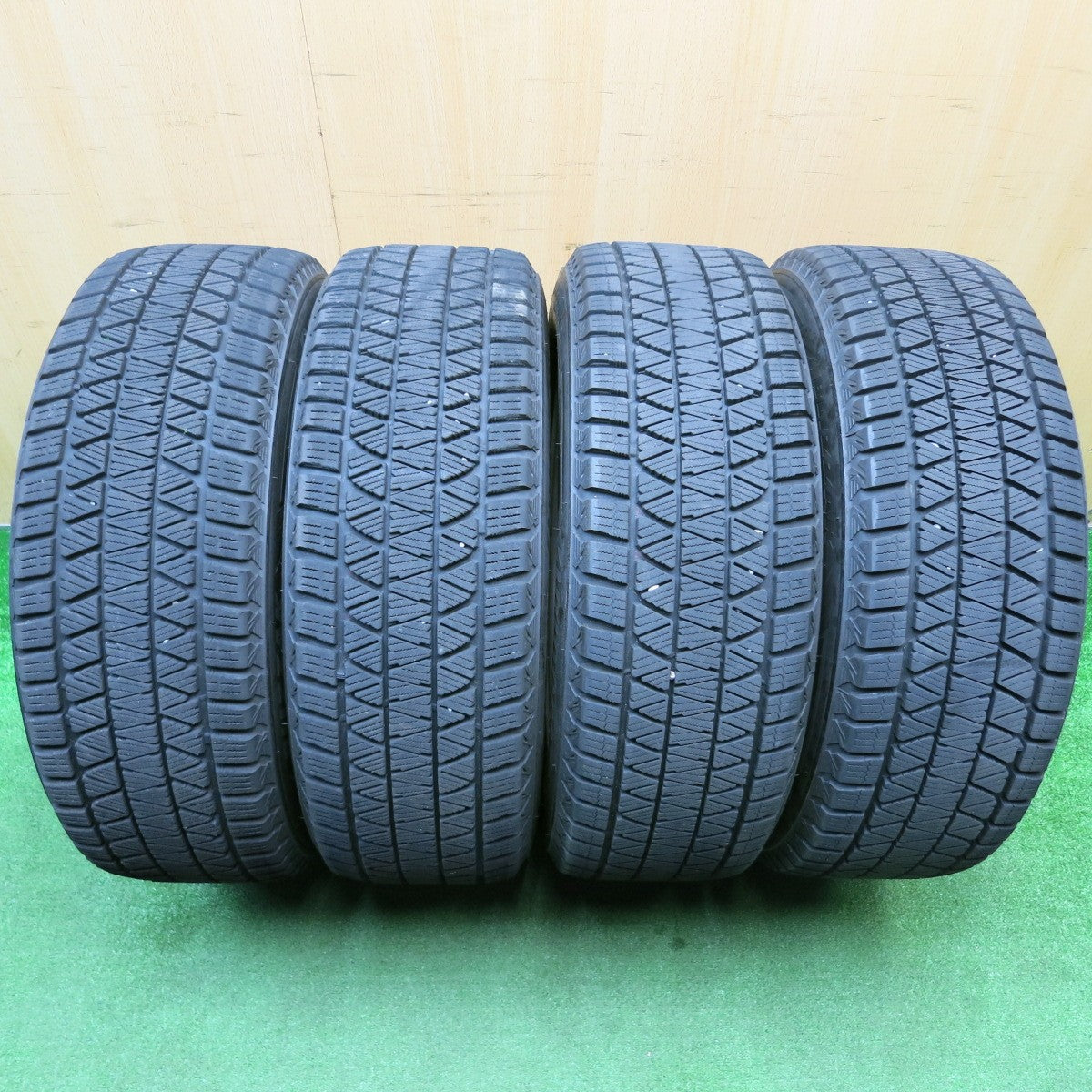 バリ溝!22年!9.5分★フォレスター 等 225/60R17 スタッドレス ブリヂストン ブリザック DM-V3 La-Strada Tirado β 阿部商会 ラストラーダ ティラード 17インチ PCD100/5H★5113004HAス
